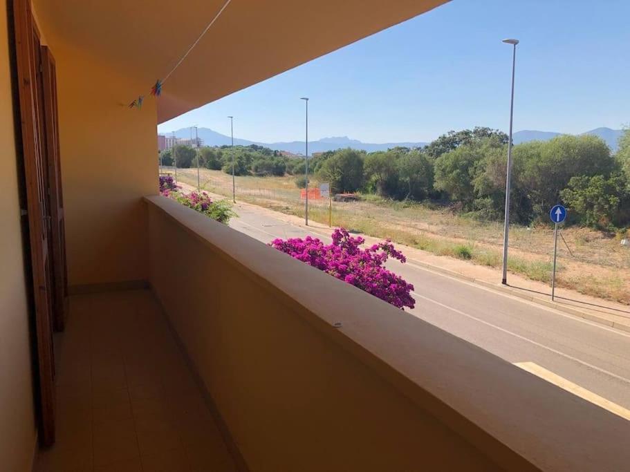 Amazing House 10 Min By Car From The Beach Olbia Exterior photo